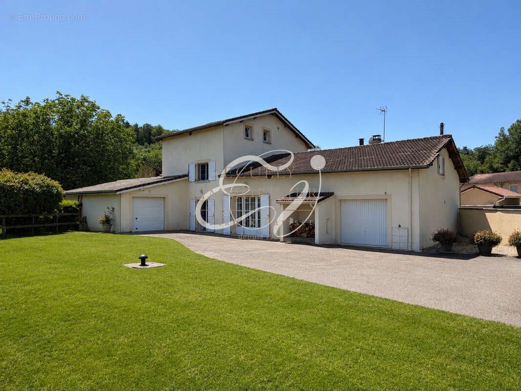 Maison à vendre, 219m², Bonnefamille