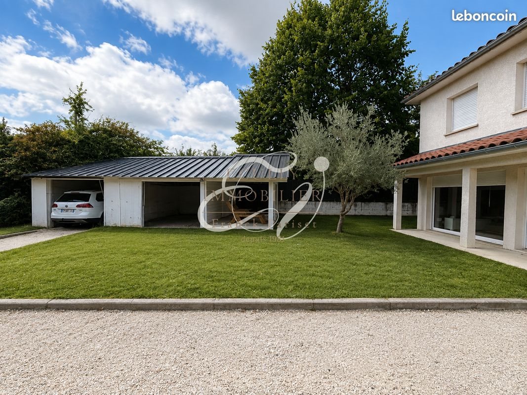 Maison à louer, 133m², Ecully