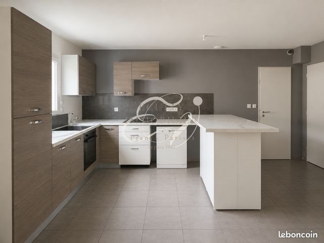 Maison à louer, 133m², Écully