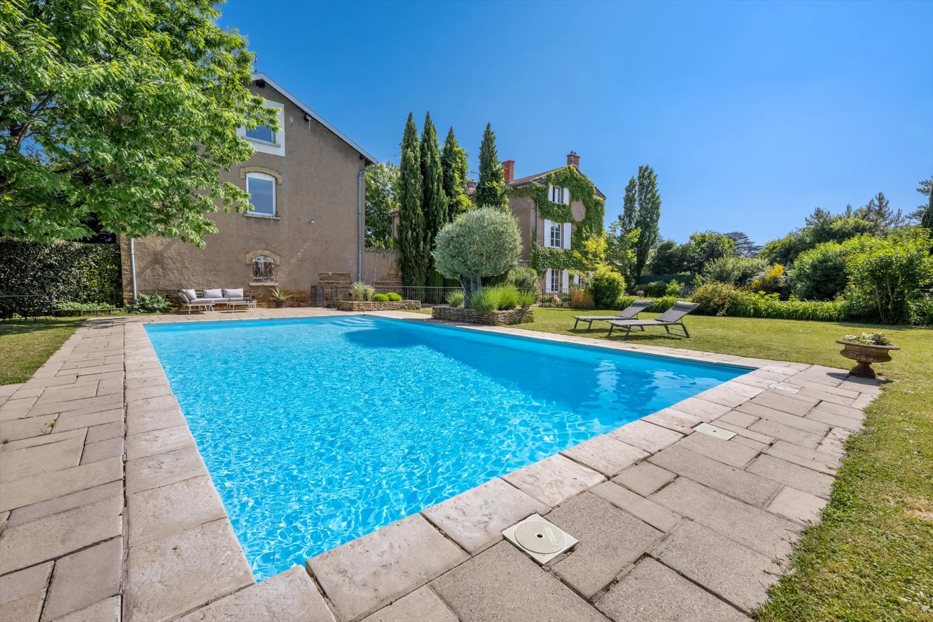 Maison à vendre, 425m², Écully