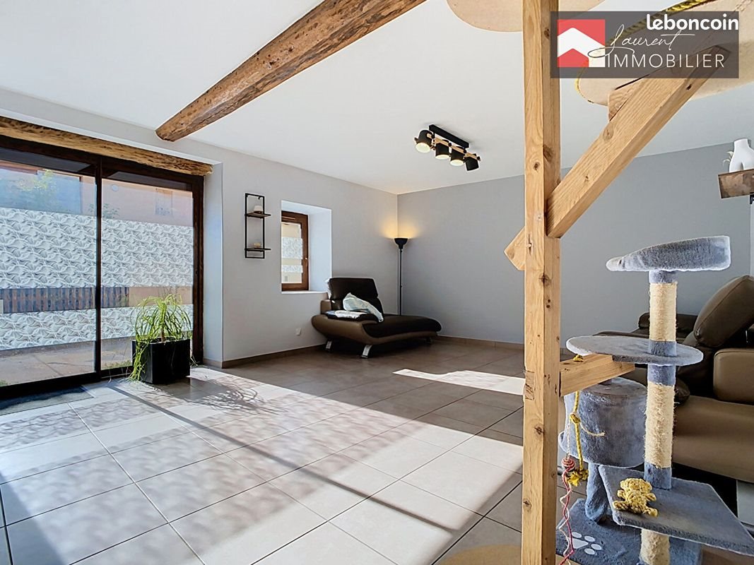 Maison à vendre, 150m², Uchizy