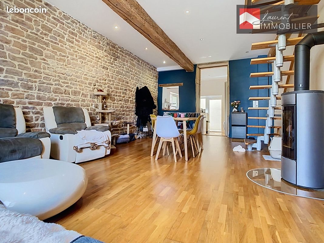 Appartement à louer, 66m², Saint-Laurent-sur-Saône