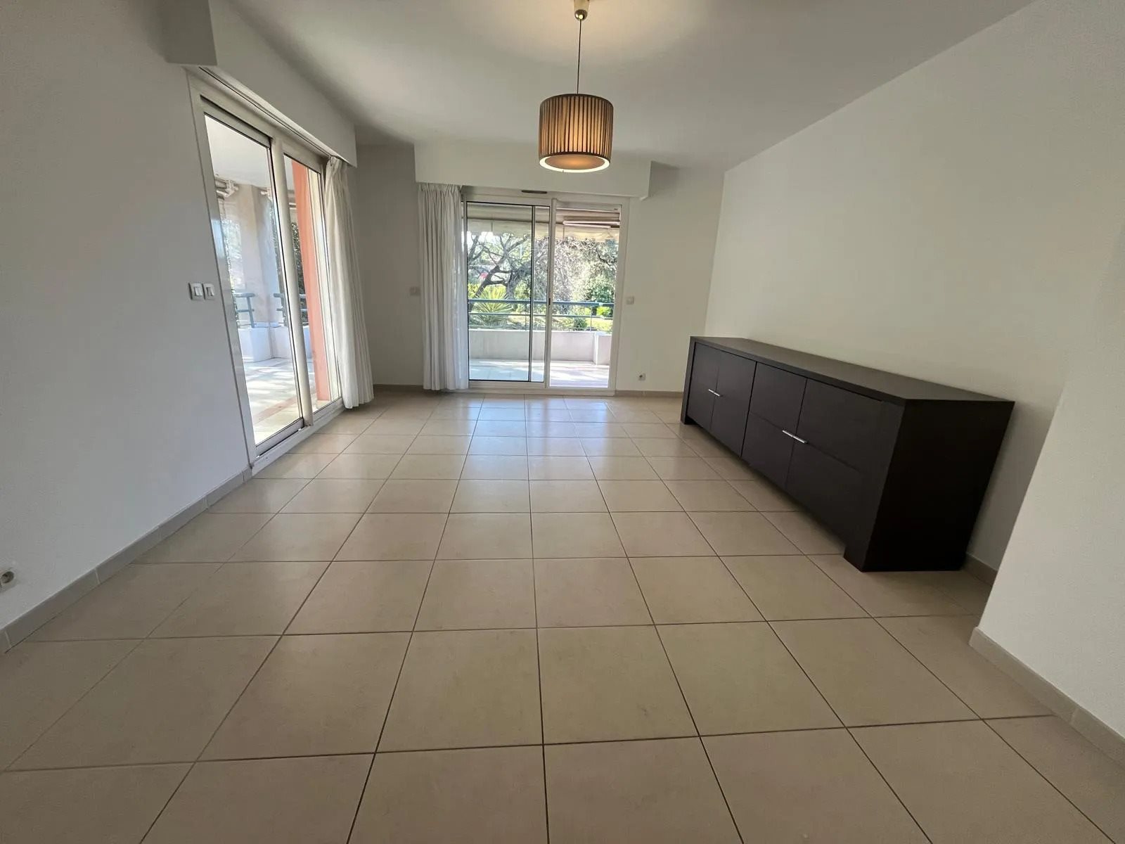Appartement à louer, 64m², Biot