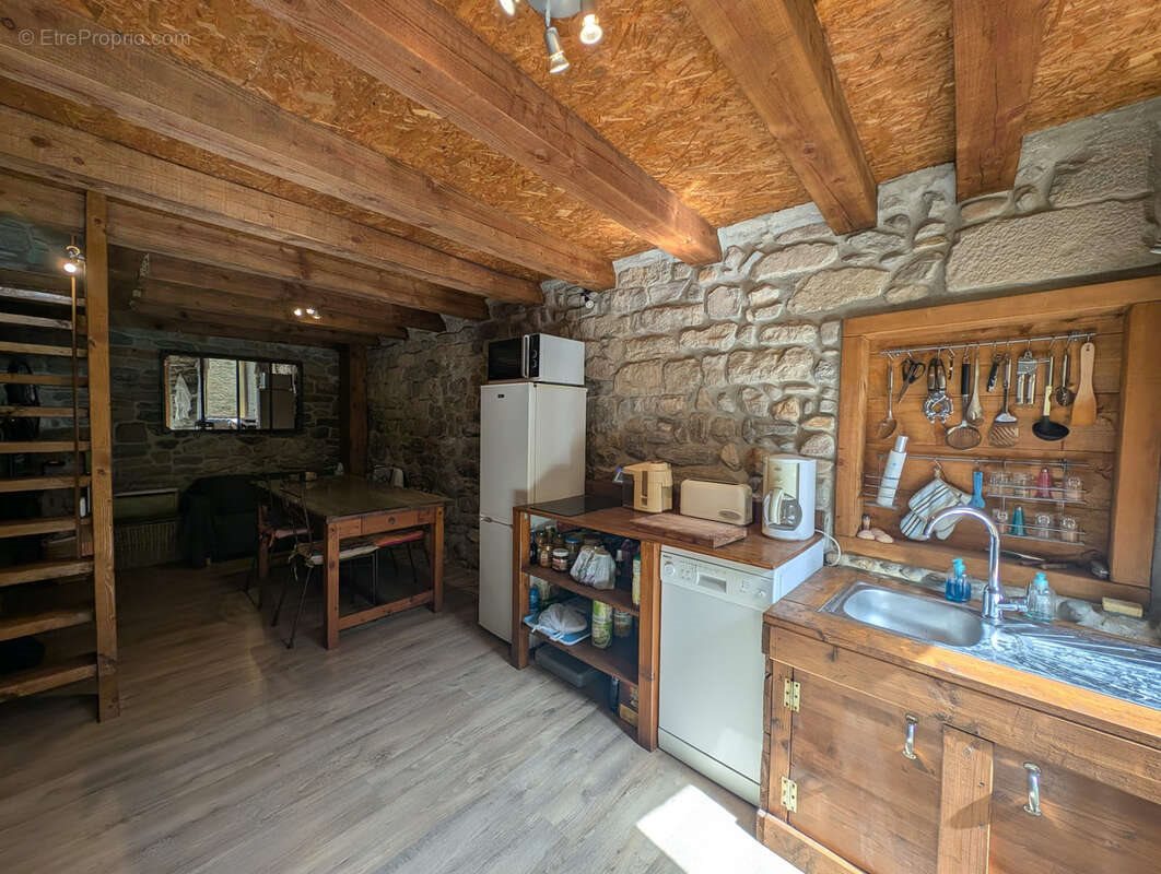 Maison à vendre, 41m², Montbrun-des-Corbières