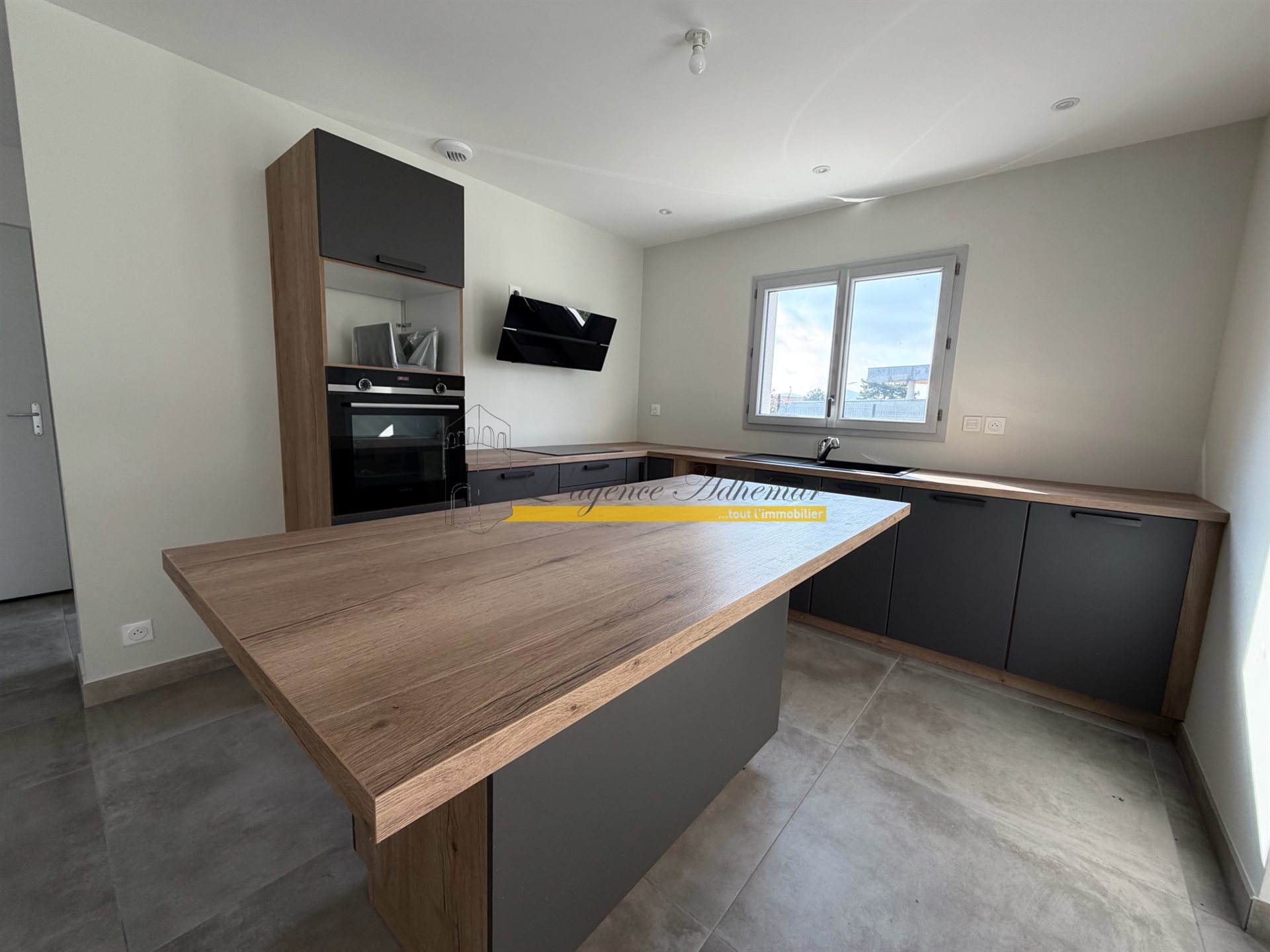 Maison à vendre, 120m², Saulce-sur-Rhône