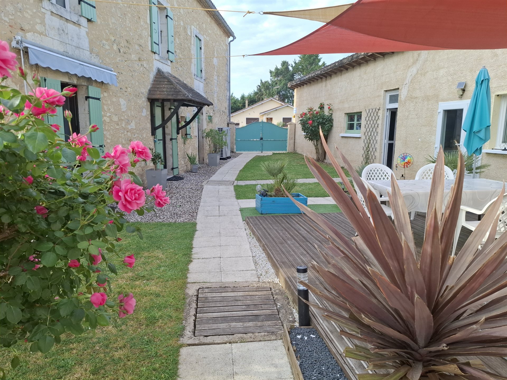 Maison à vendre, 340m², Saint-Médard-de-Mussidan