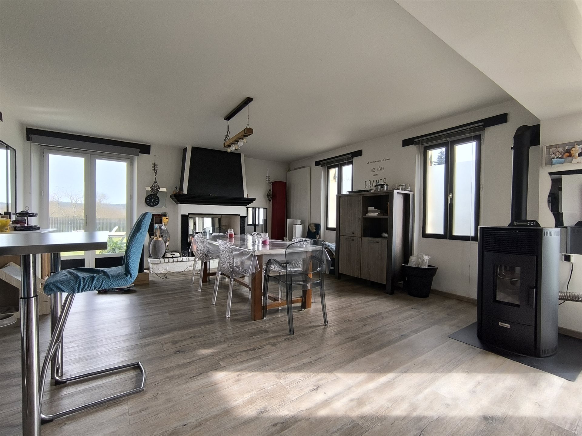 Maison à vendre, 340m², Saint-Médard-de-Mussidan