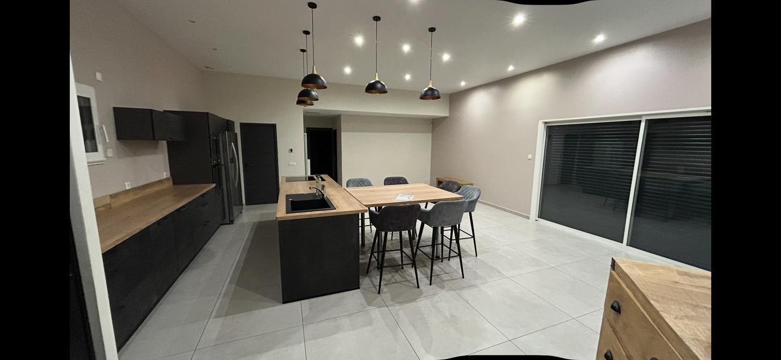 Maison à vendre, 126m², Bessan