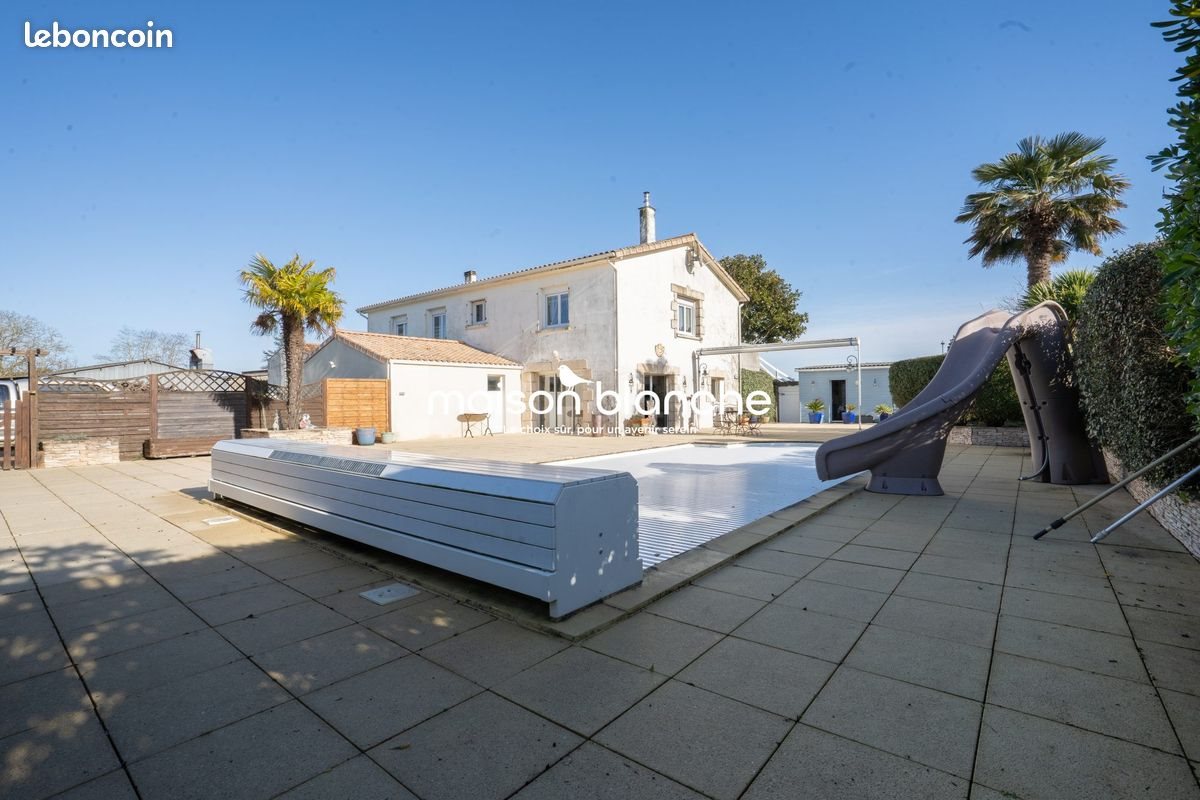 Maison à vendre, 230m², Longeville-sur-Mer