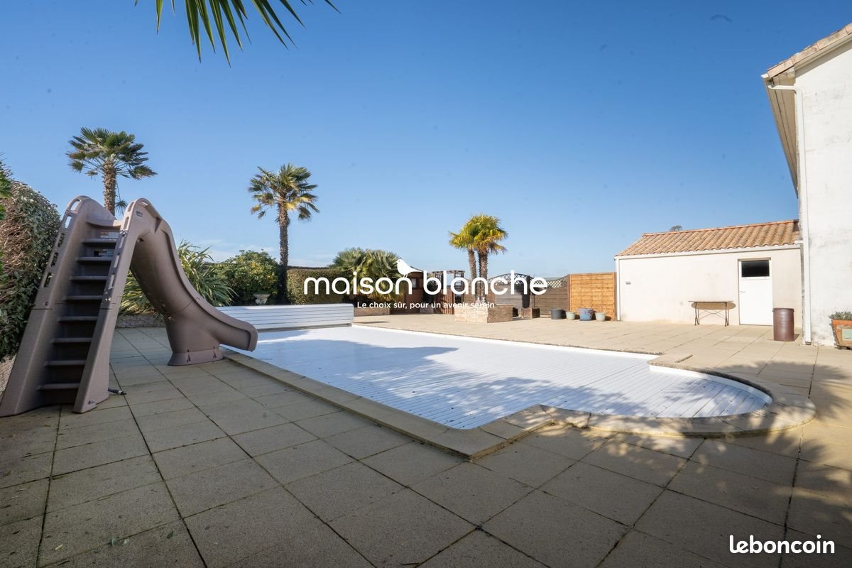 Maison à vendre, 230m², Longeville-sur-Mer