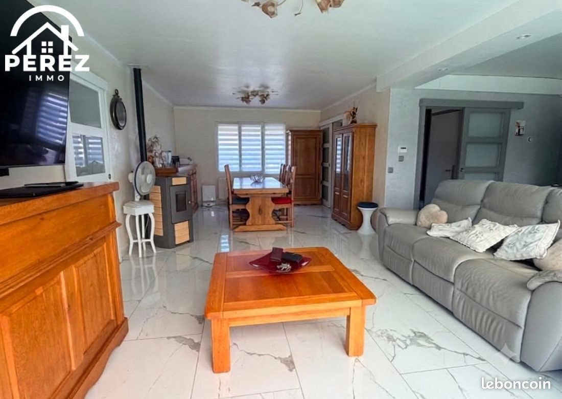 Maison à vendre, 126m², Neuville-en-Ferrain