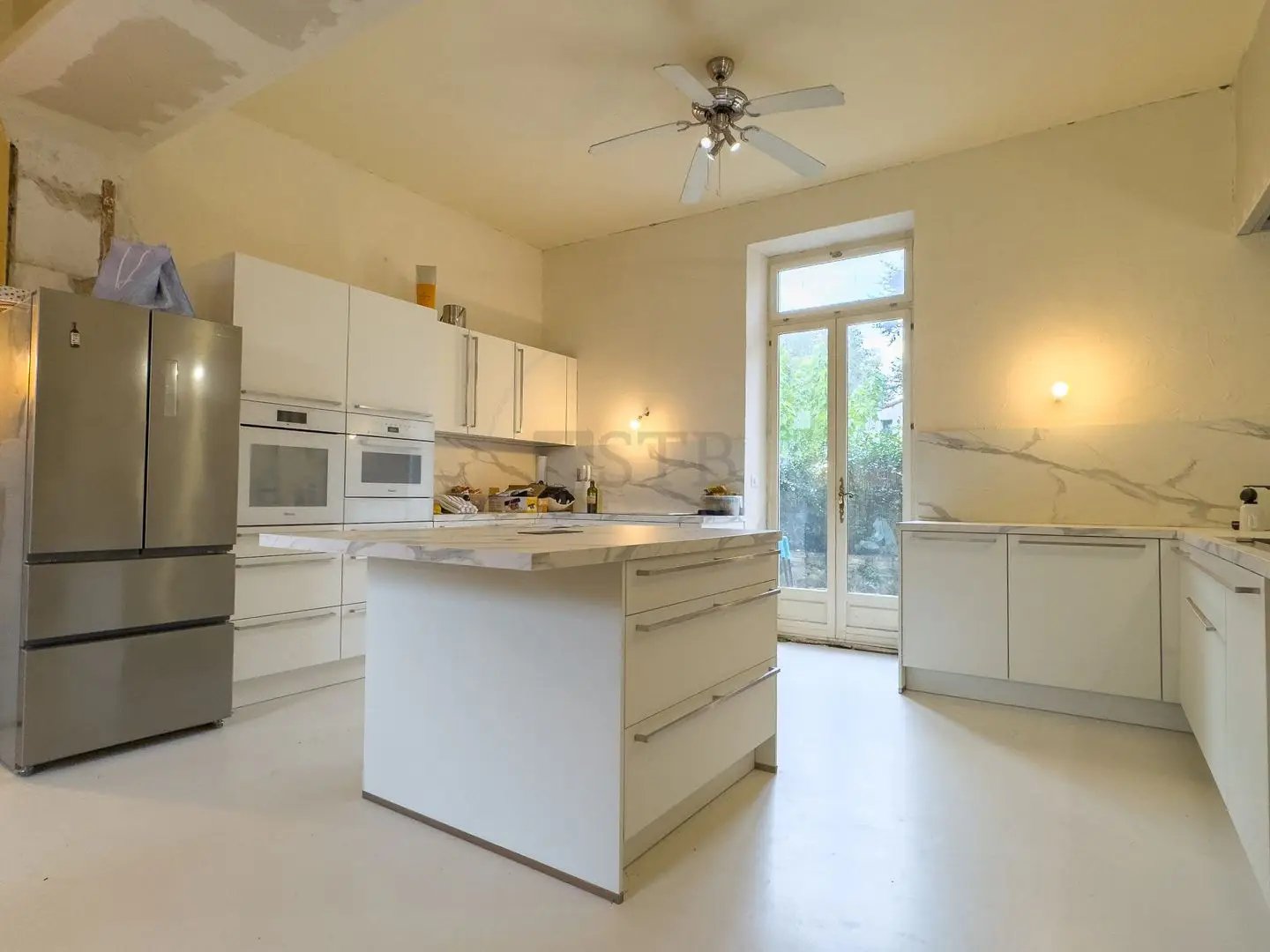 Maison à vendre, 370m², Loriol-sur-Drôme