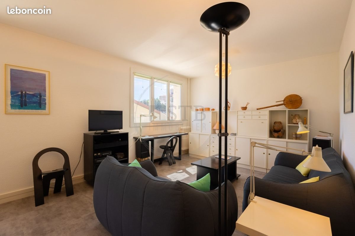 Appartement à vendre, 65m², Privas