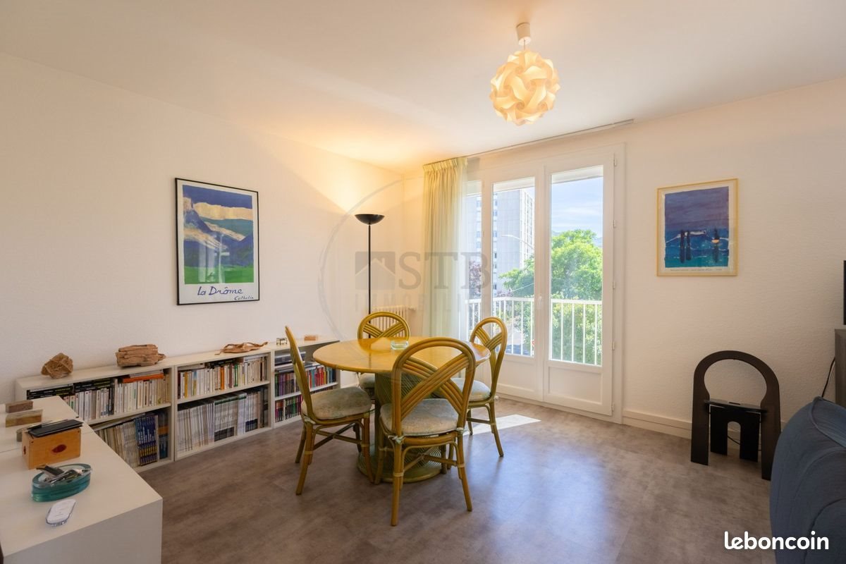 Appartement à vendre, 65m², Privas