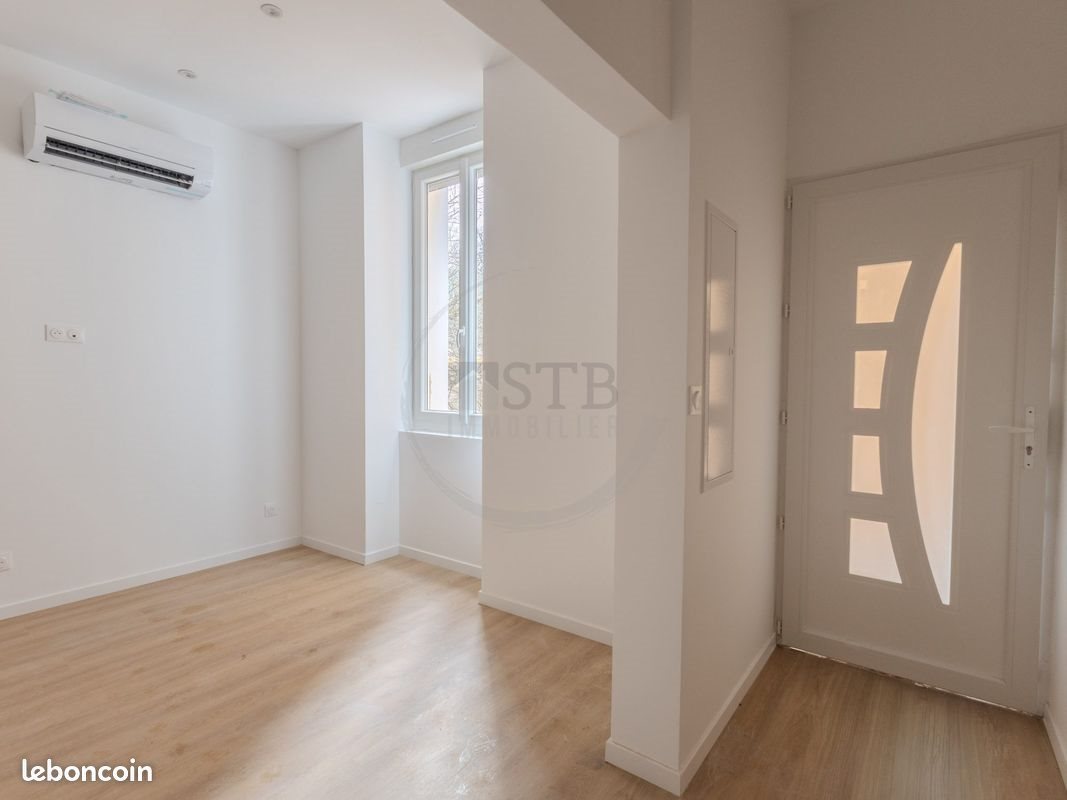 Appartement à louer, 27m², Vals-les-Bains