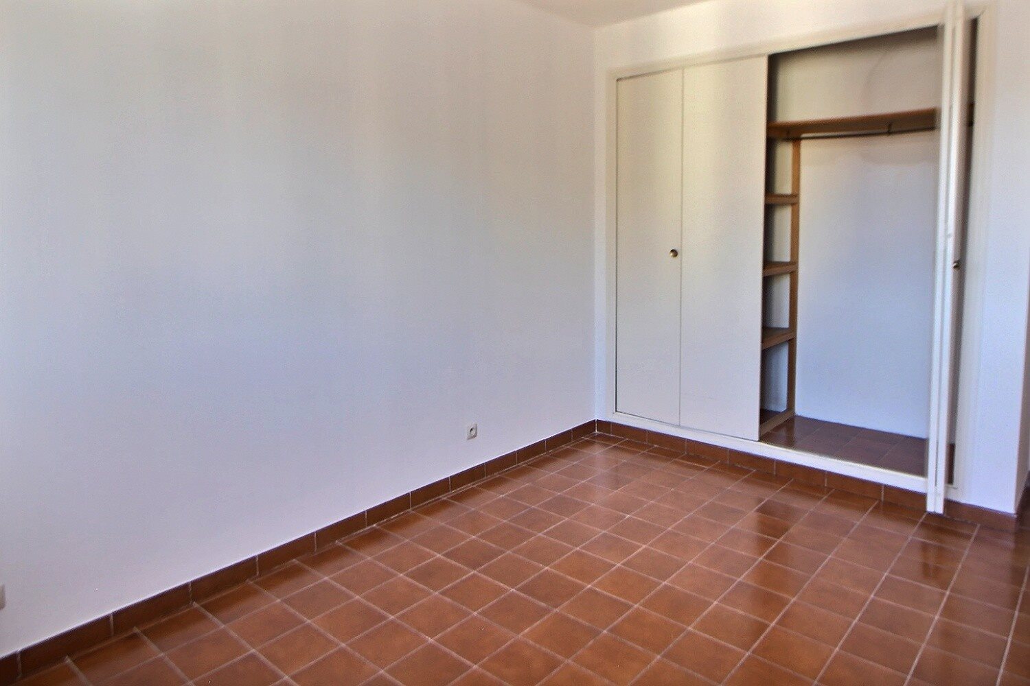 Appartement à louer, 99m², Ajaccio