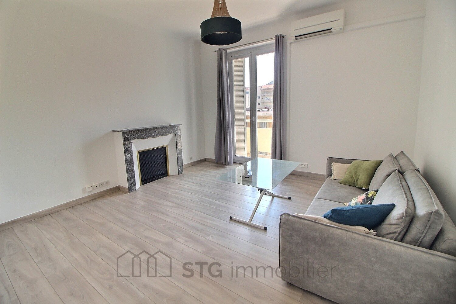 Appartement à louer, 75m², Ajaccio
