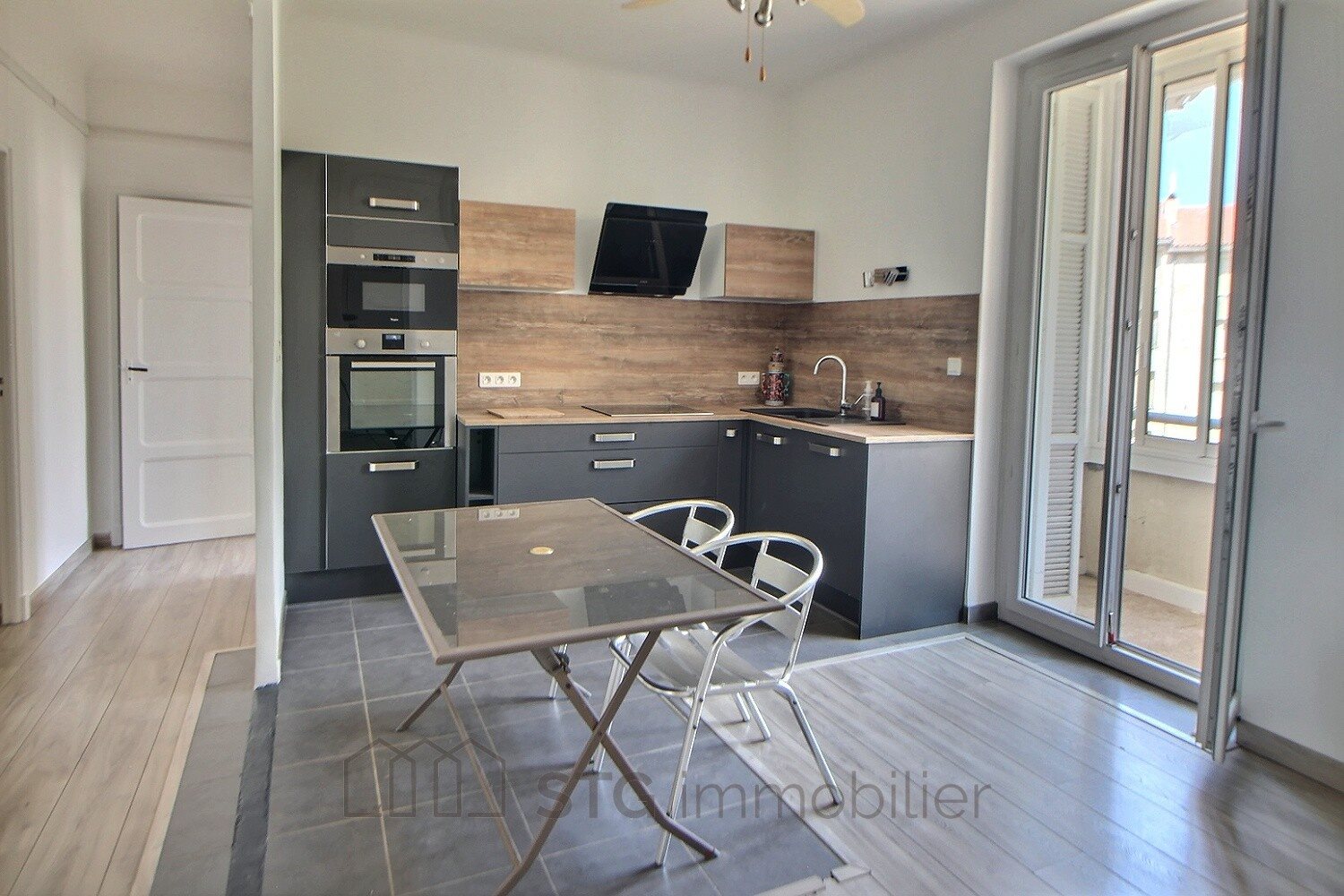 Appartement à louer, 75m², Ajaccio