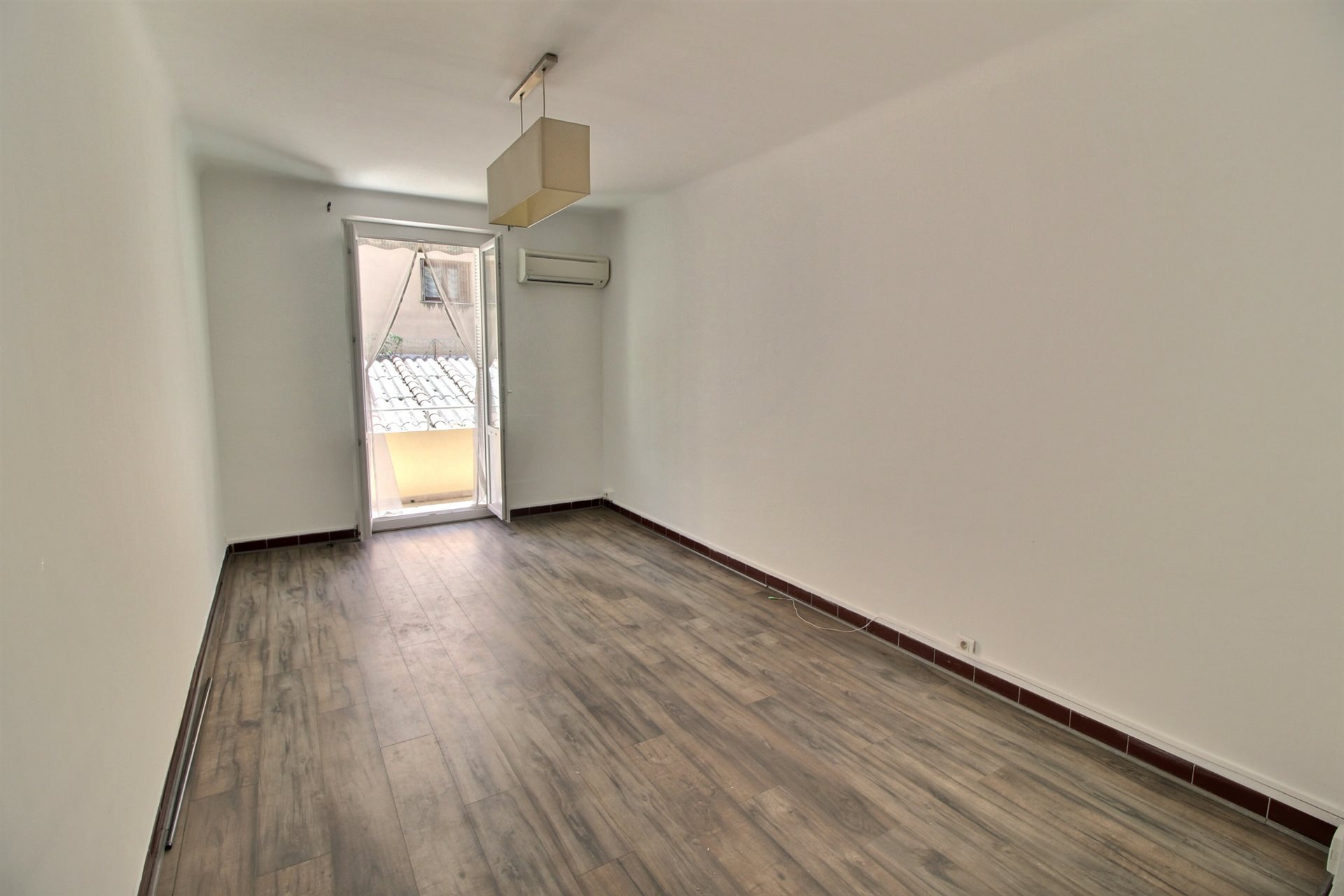 Appartement à louer, 56m², Ajaccio