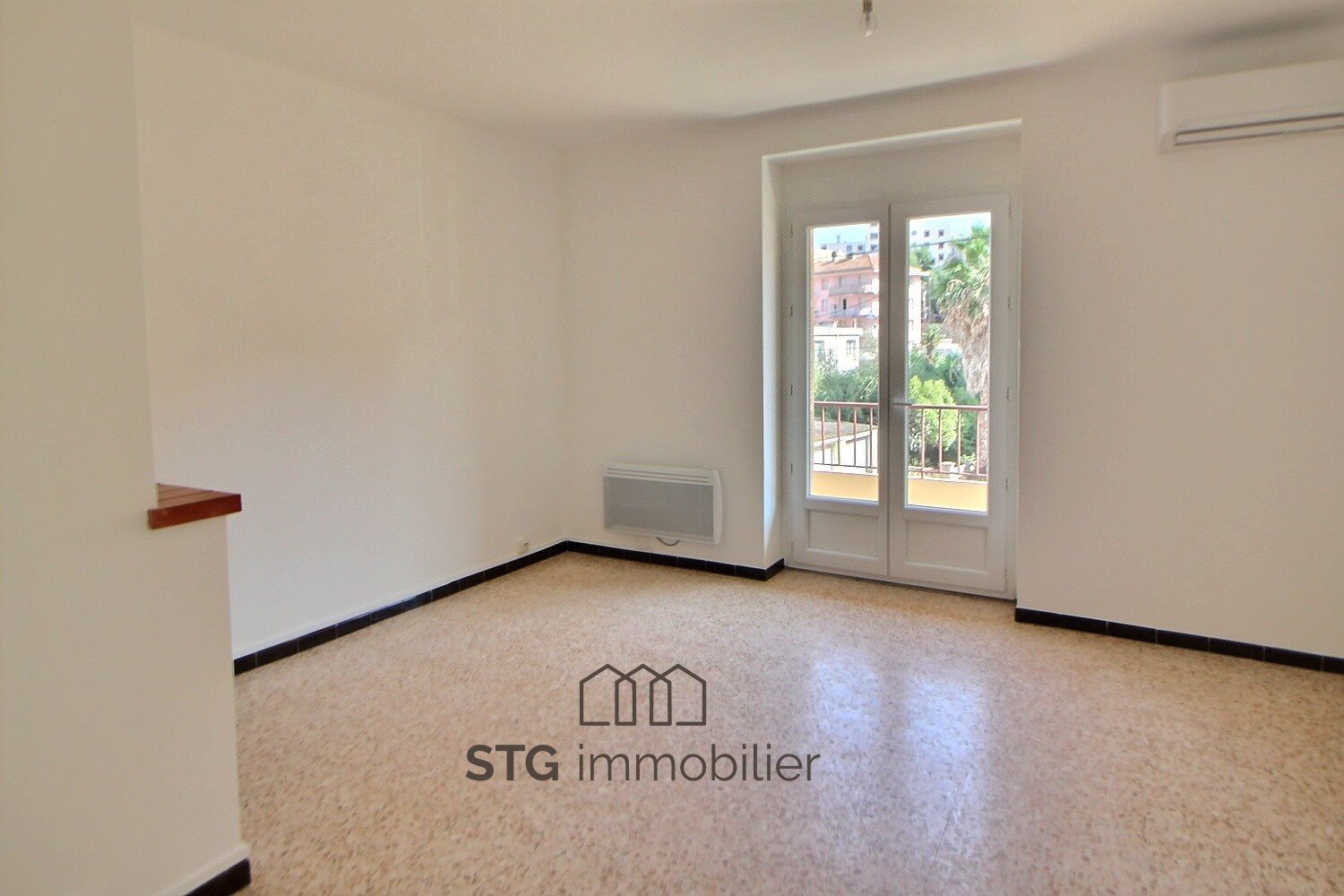 Appartement à louer, 67m², Ajaccio