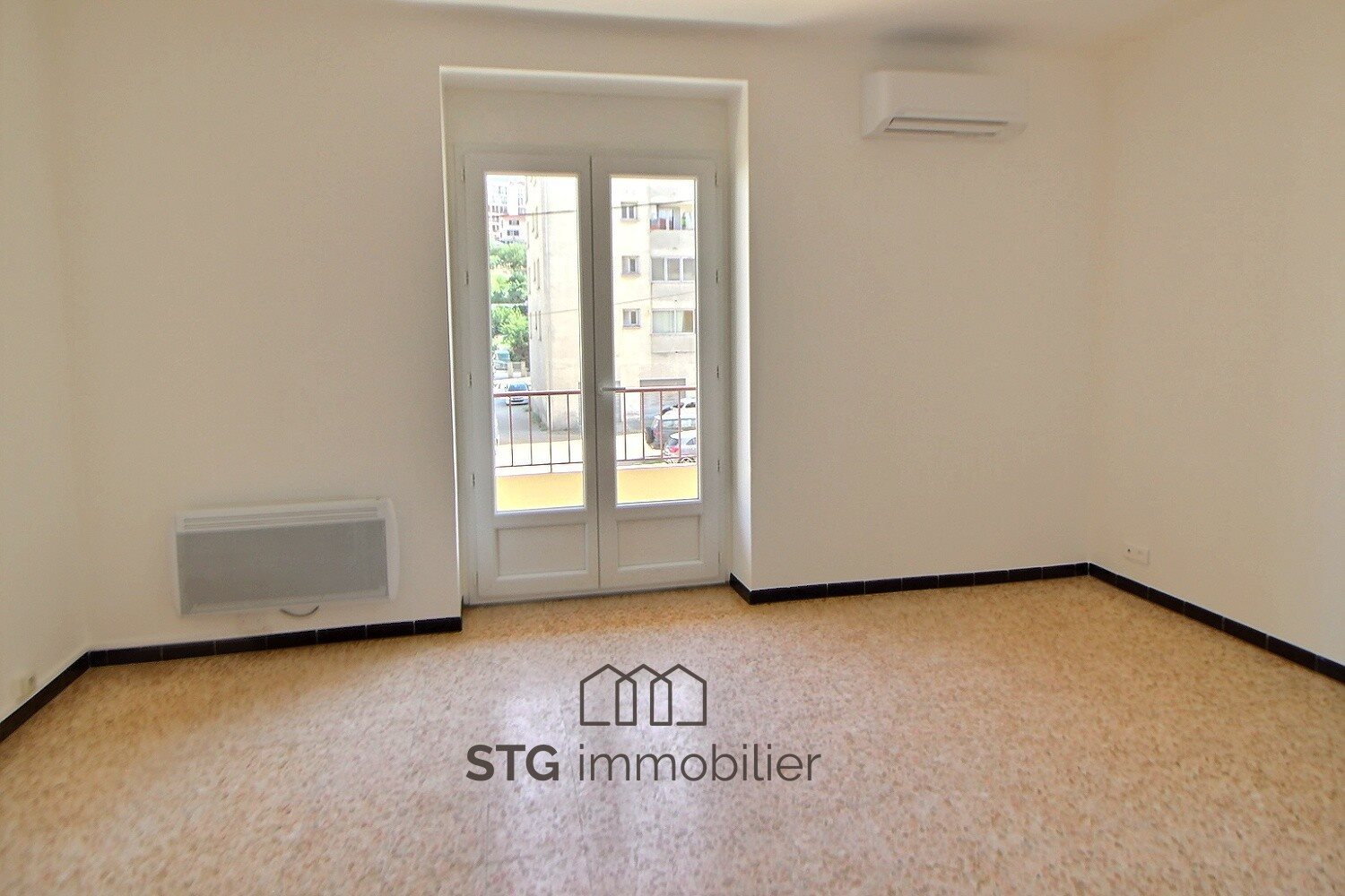 Appartement à louer, 67m², Ajaccio