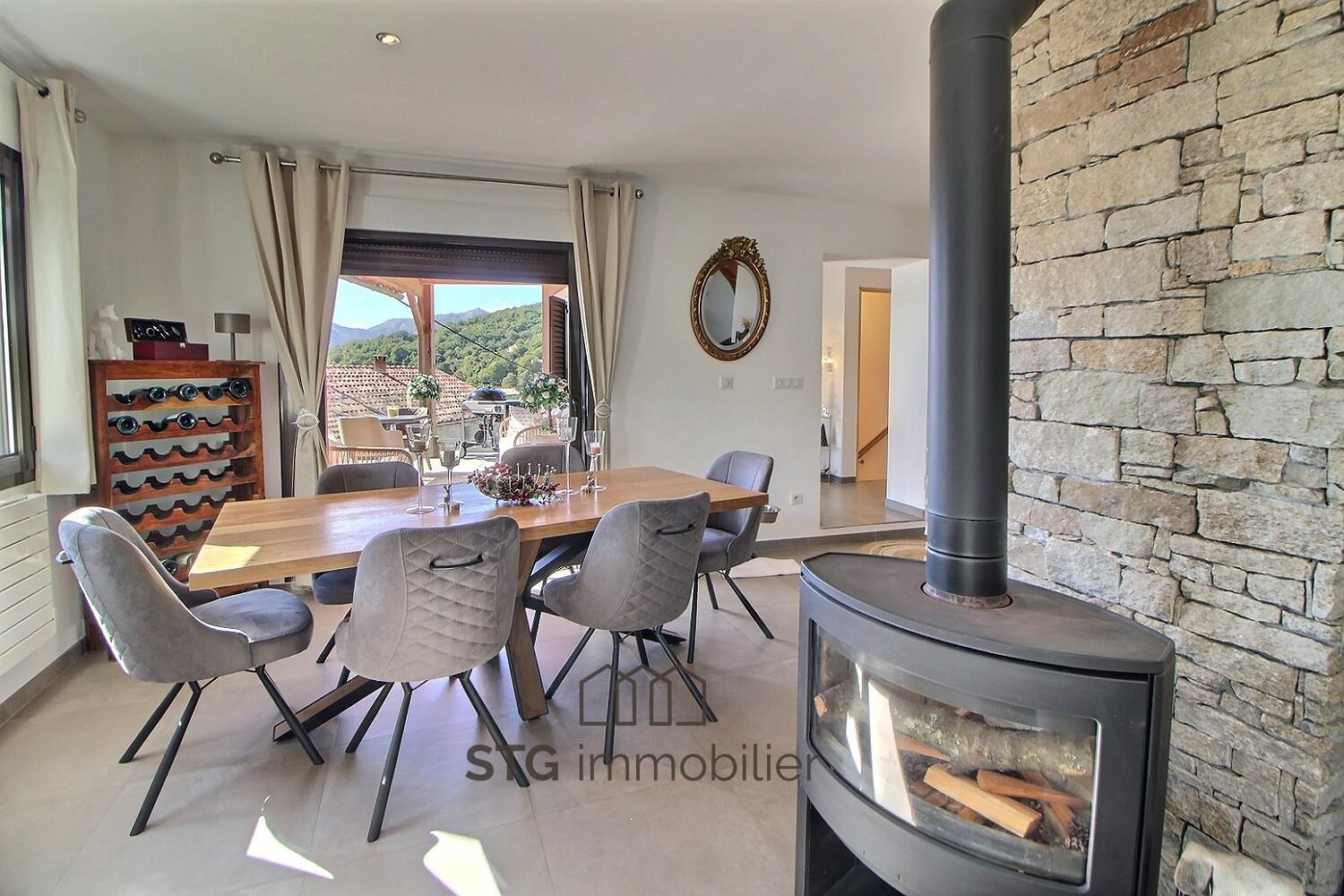 Maison à vendre, 185m², Bastelica