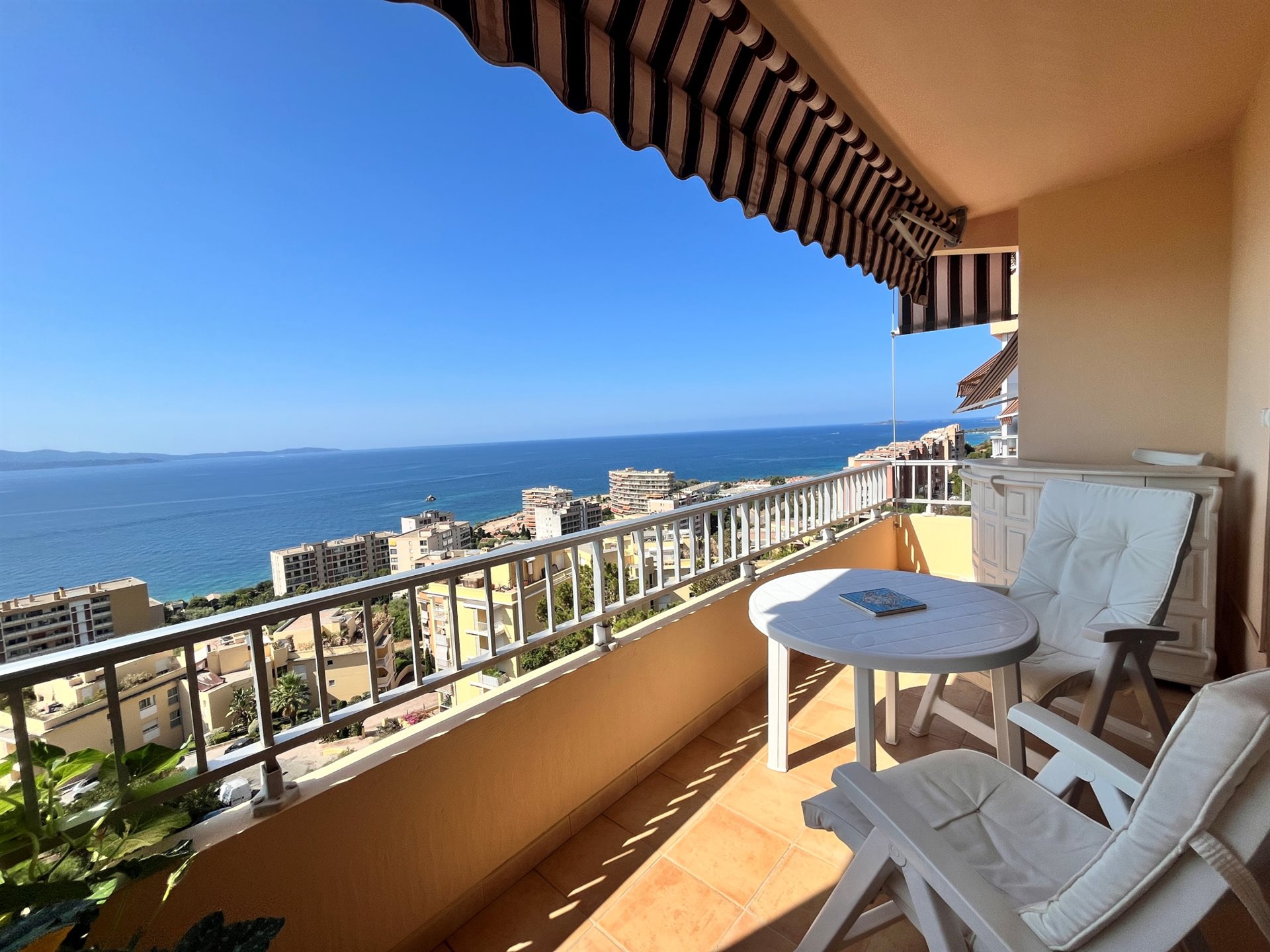 Appartement à vendre, 78m², Ajaccio