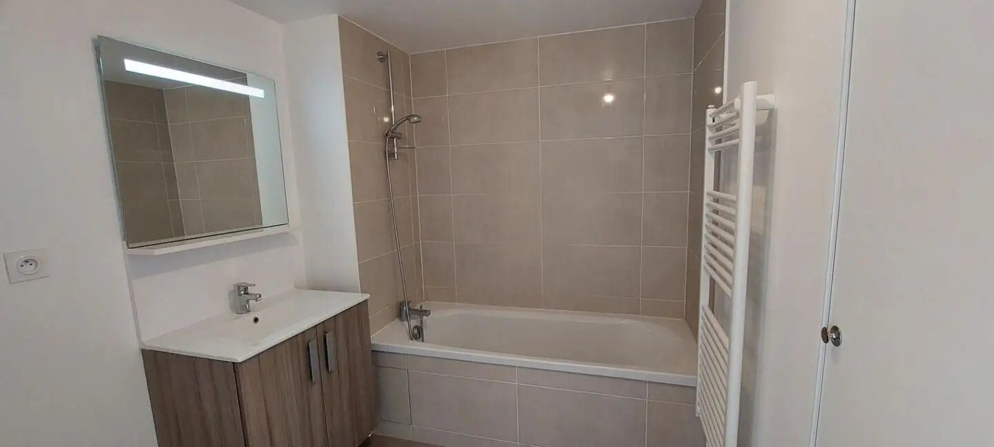 Appartement à louer, 63m², Evry