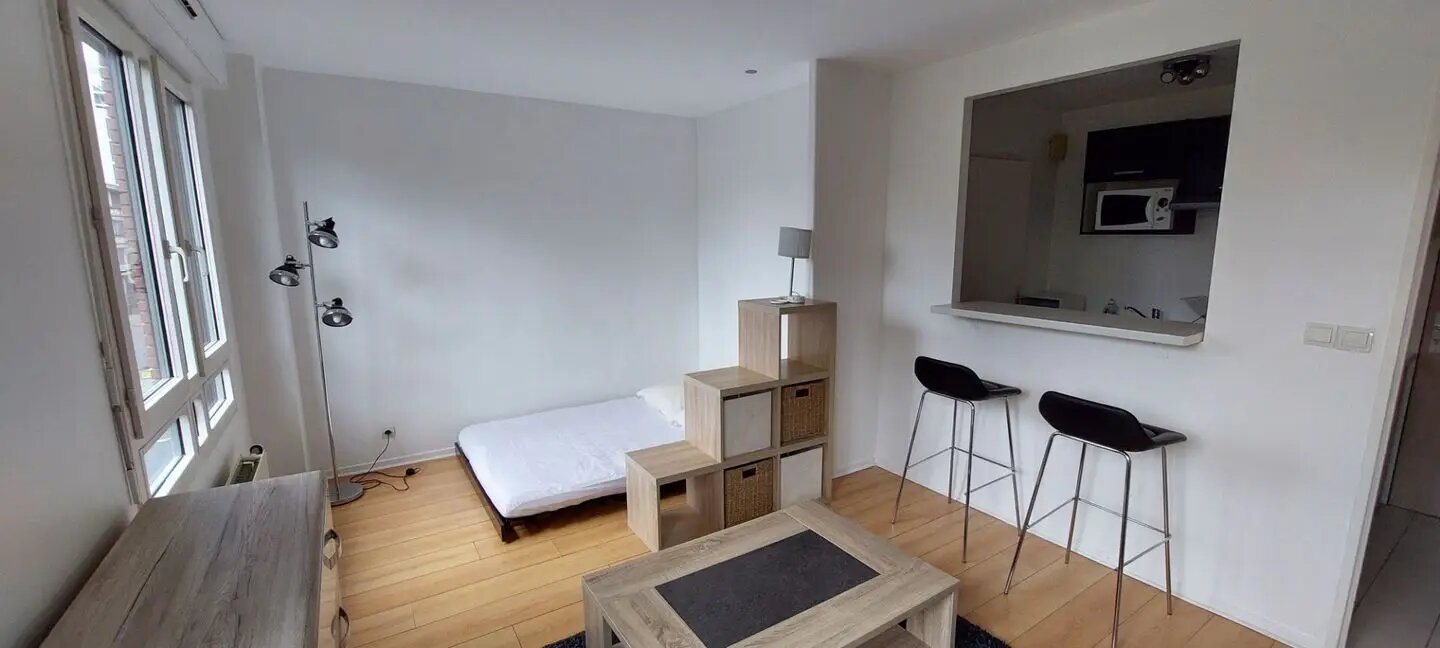 Appartement à louer, 28m², Evry