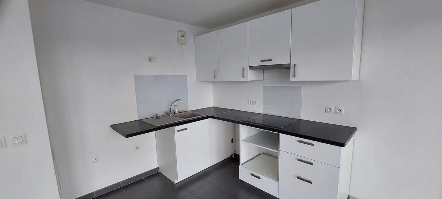 Appartement à louer, 59m², Évry-Courcouronnes