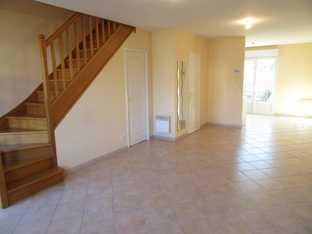 Maison à louer, 70m², Vienne-en-Val
