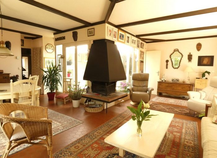 Maison à vendre, 175m², Vienne-en-Val