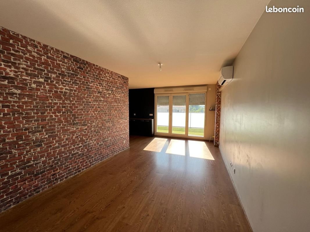 Appartement à louer, 65m², Marignane