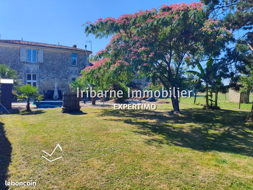 Maison à vendre, 130m², Saintes