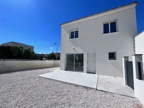 Maison à louer, 117m², Calvisson