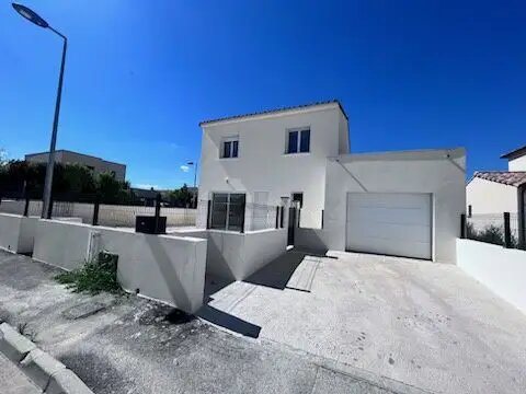 Maison à louer, 117m², Calvisson