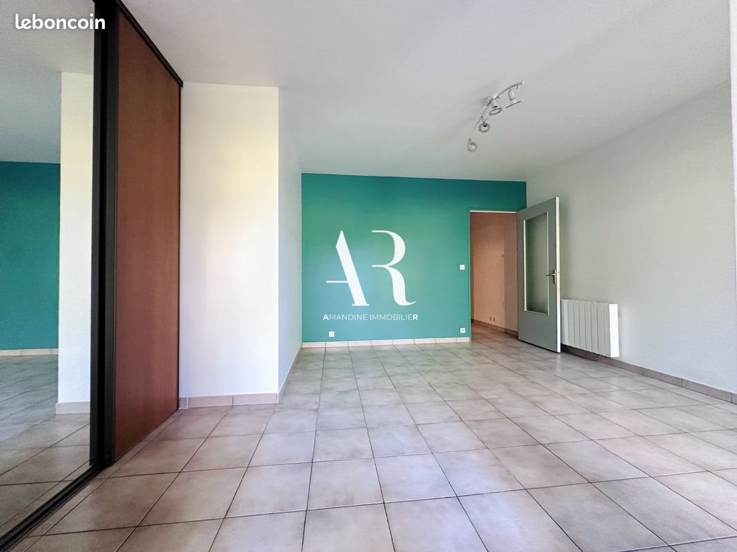 Appartement à louer, 29m², Le Perreux-sur-Marne