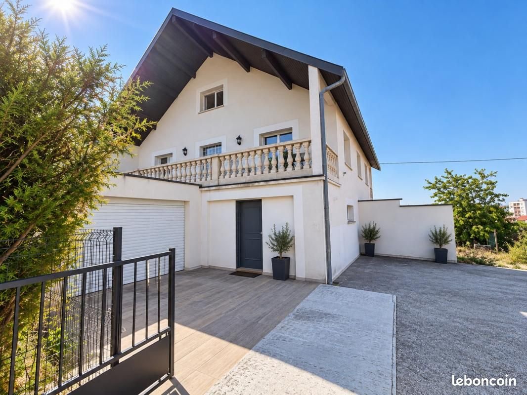 Maison à louer, 165m², Malzéville