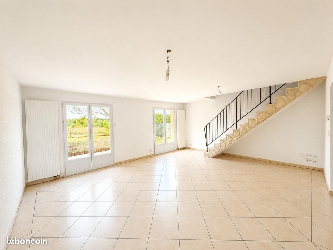 Maison à louer, 118m², Méréville