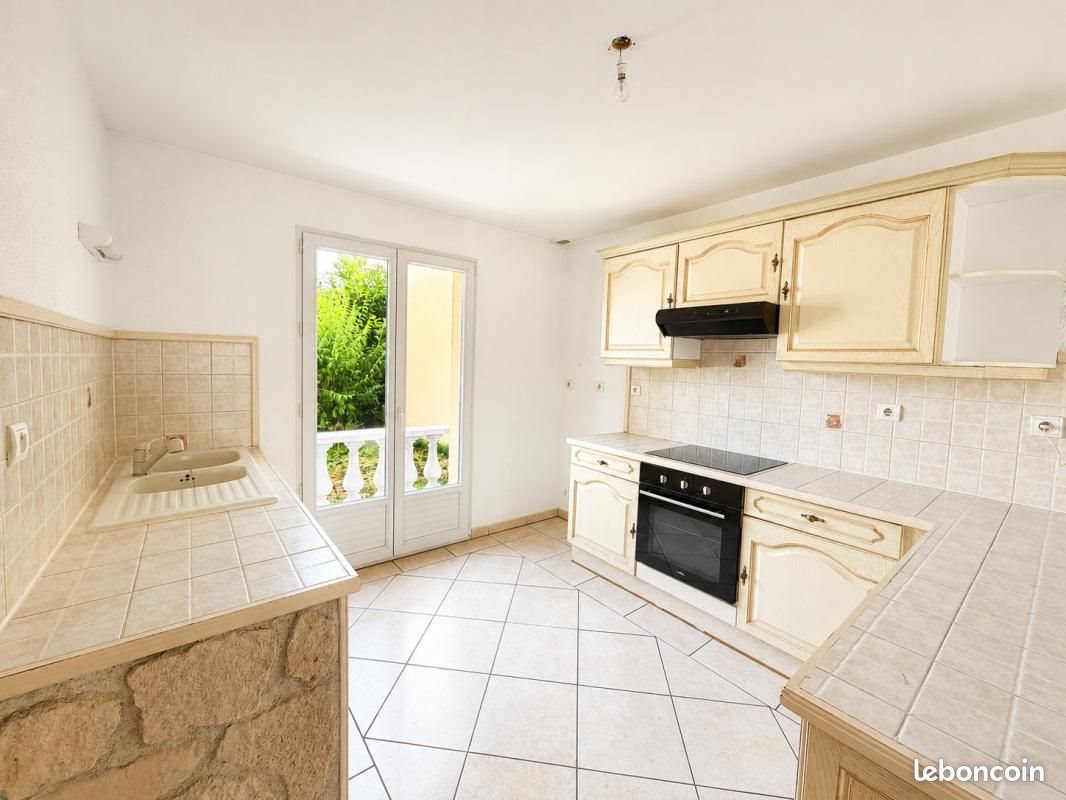 Maison à louer, 118m², Méréville