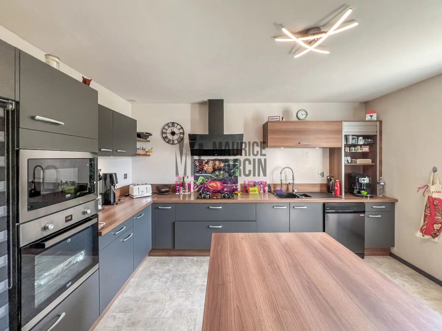 Maison à vendre, 220m², Carpentras