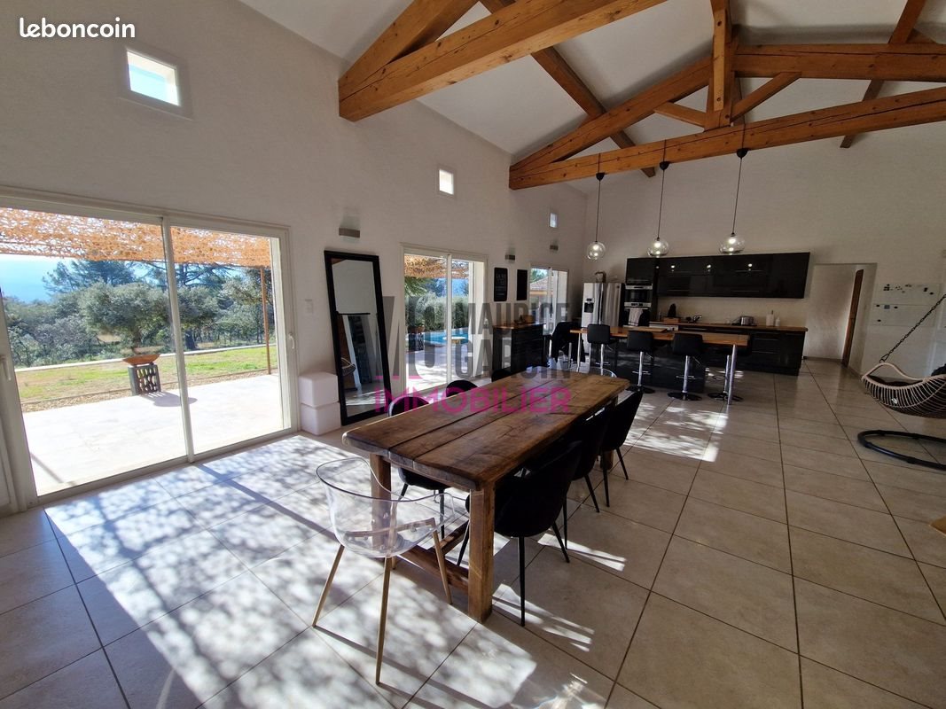 Maison à vendre, 262m², Cabrières-d'Avignon