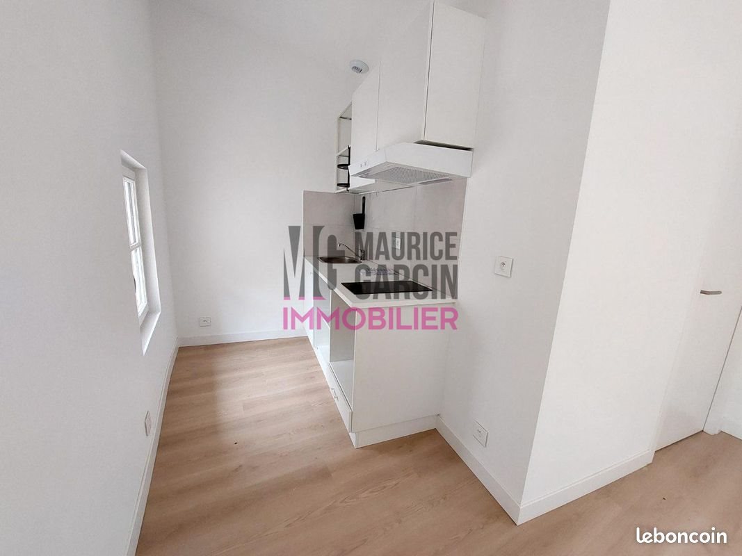 Appartement à louer, 18m², L'Isle-sur-la-Sorgue