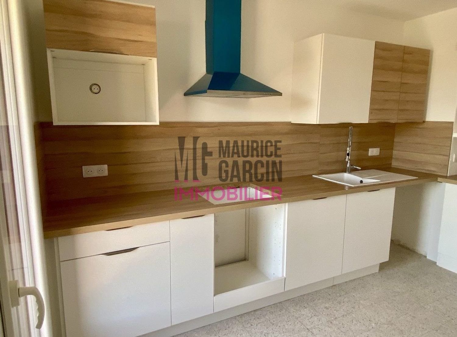 Appartement à louer, 80m², Châteaurenard