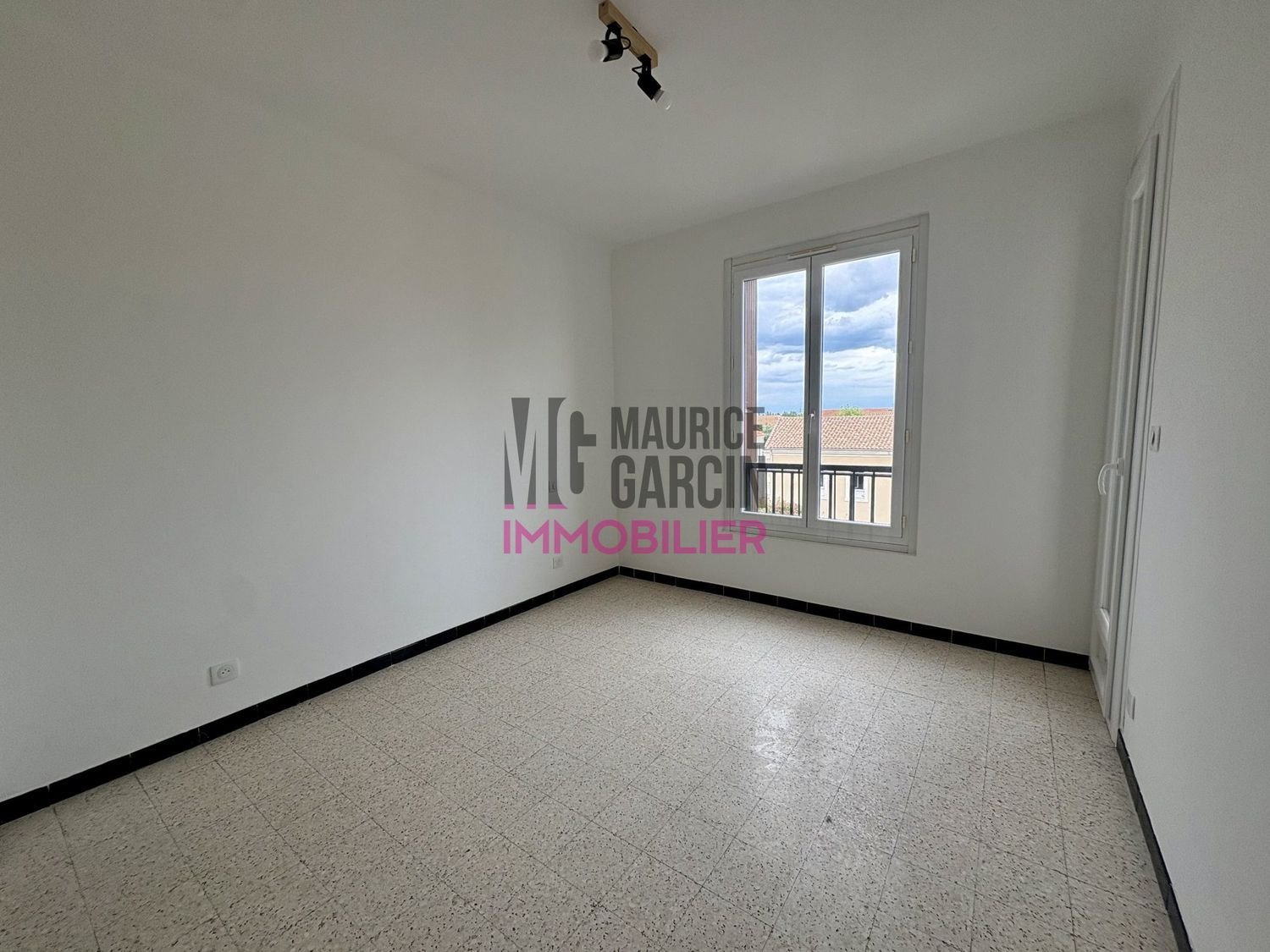 Appartement à louer, 80m², Châteaurenard