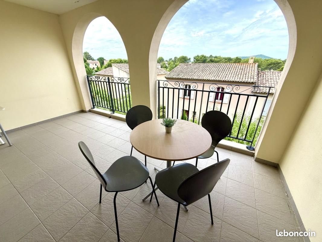 Appartement à louer, 57m², Mallemort