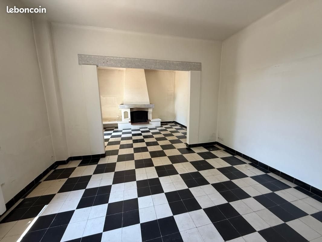 Maison à vendre, 128m², Sénas