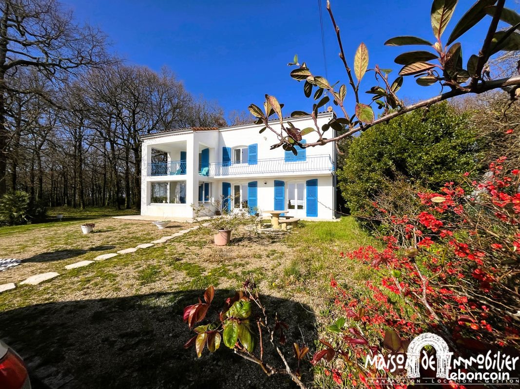 Maison à vendre, 143m², Chenac-Saint-Seurin-d'Uzet