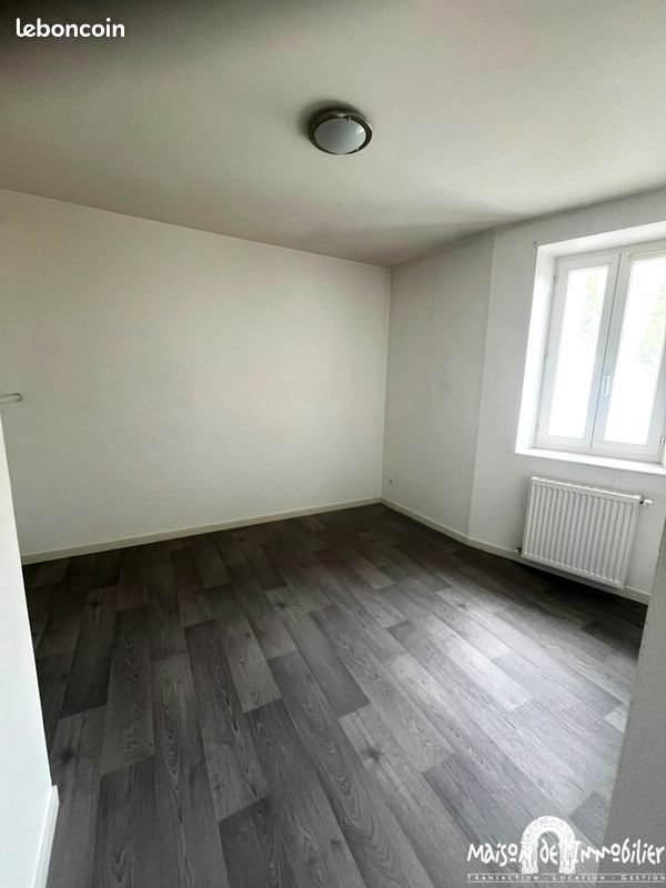 Appartement à louer, 60m², Segonzac