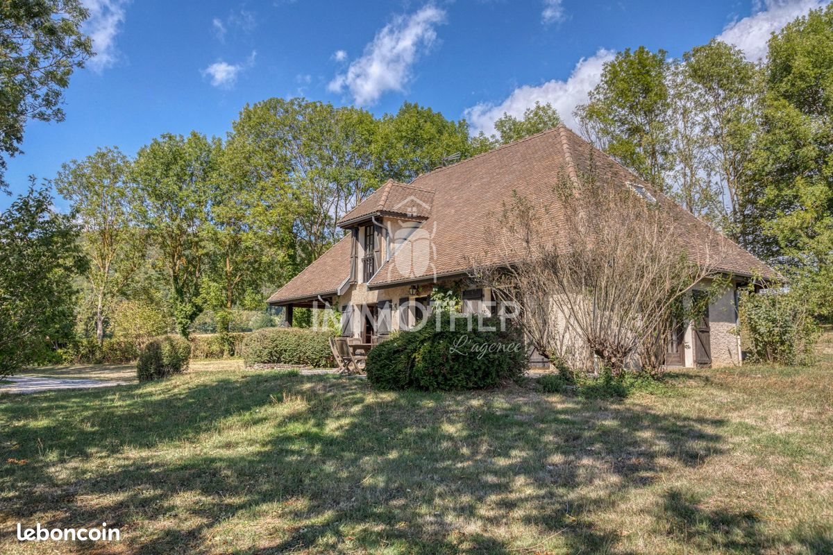 Maison à vendre, 126m², Sinard